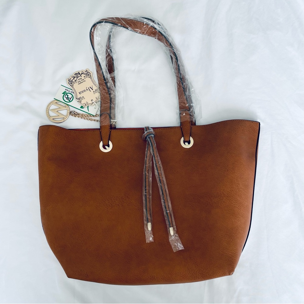 Mia K. Farrow Shoulder Bag With Orange Clutch
